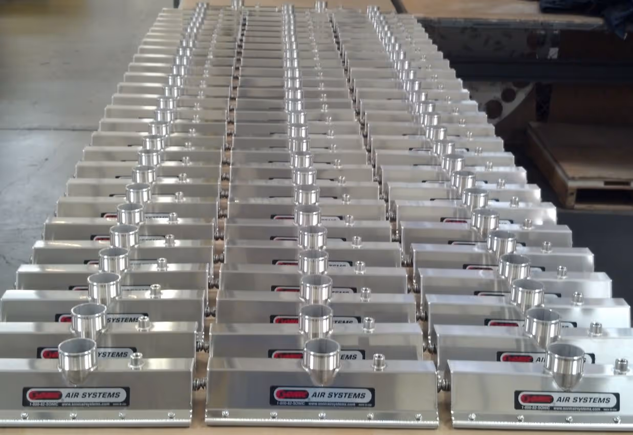 Sonic Air Systems stainless steel XE Air Knife for industrial drying applications.