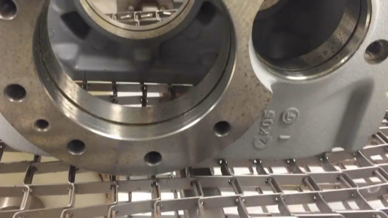 Complex Machine Parts Drying With 340 MPH Air Velocity